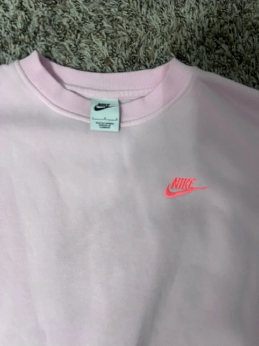 Nike Light Pink Crewneck with Coral Logo Size: Youth Large in Kids